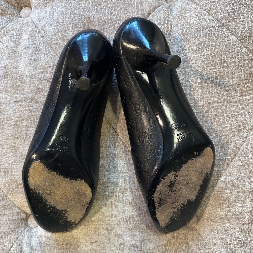 Gucci Pumps-Dust Bags & Replacement Heels Included - Picture 6 of 13
